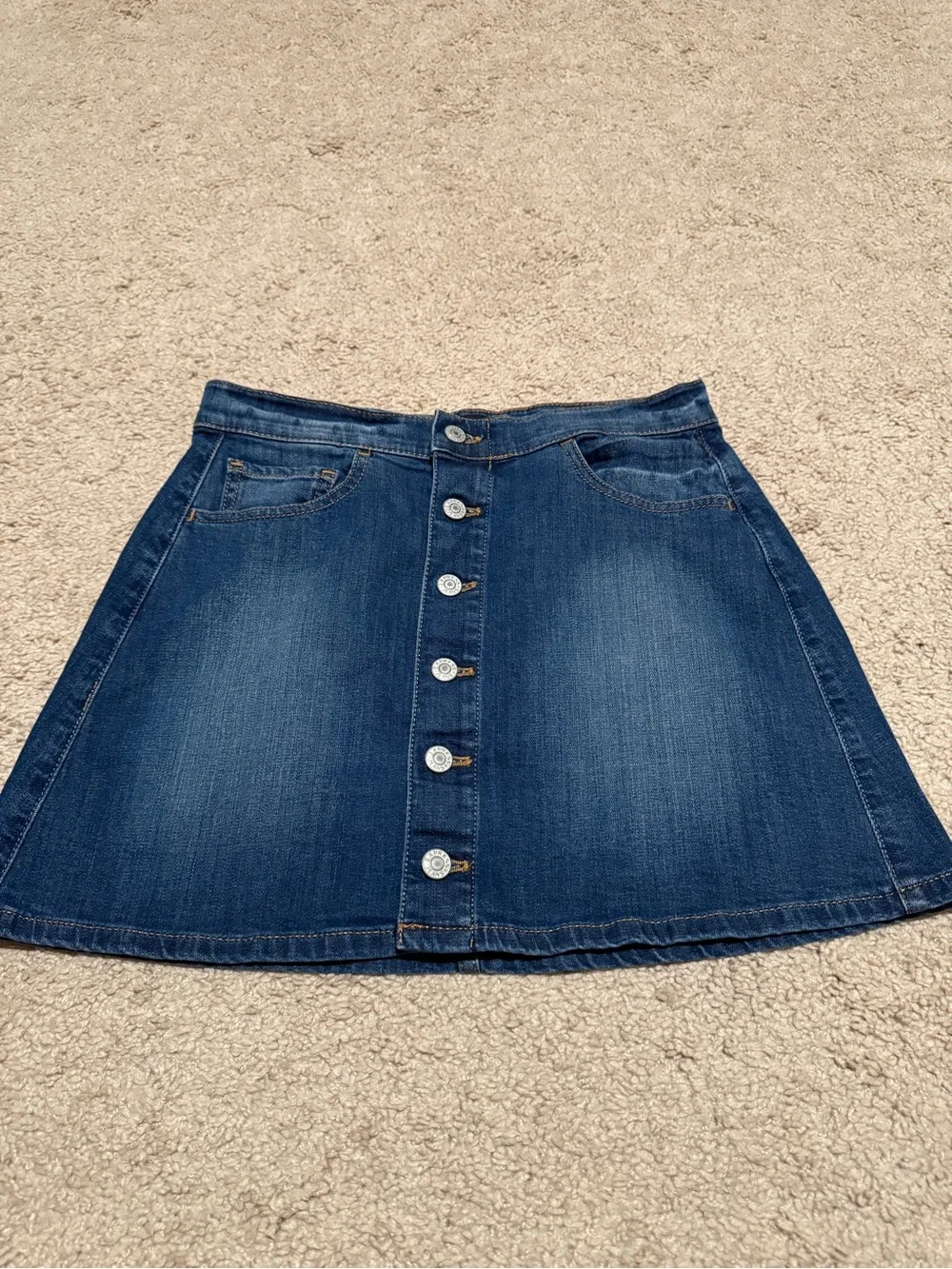 Classic Blue Denim Button-Front A-Line Jean mini Skirt, women’s size 4